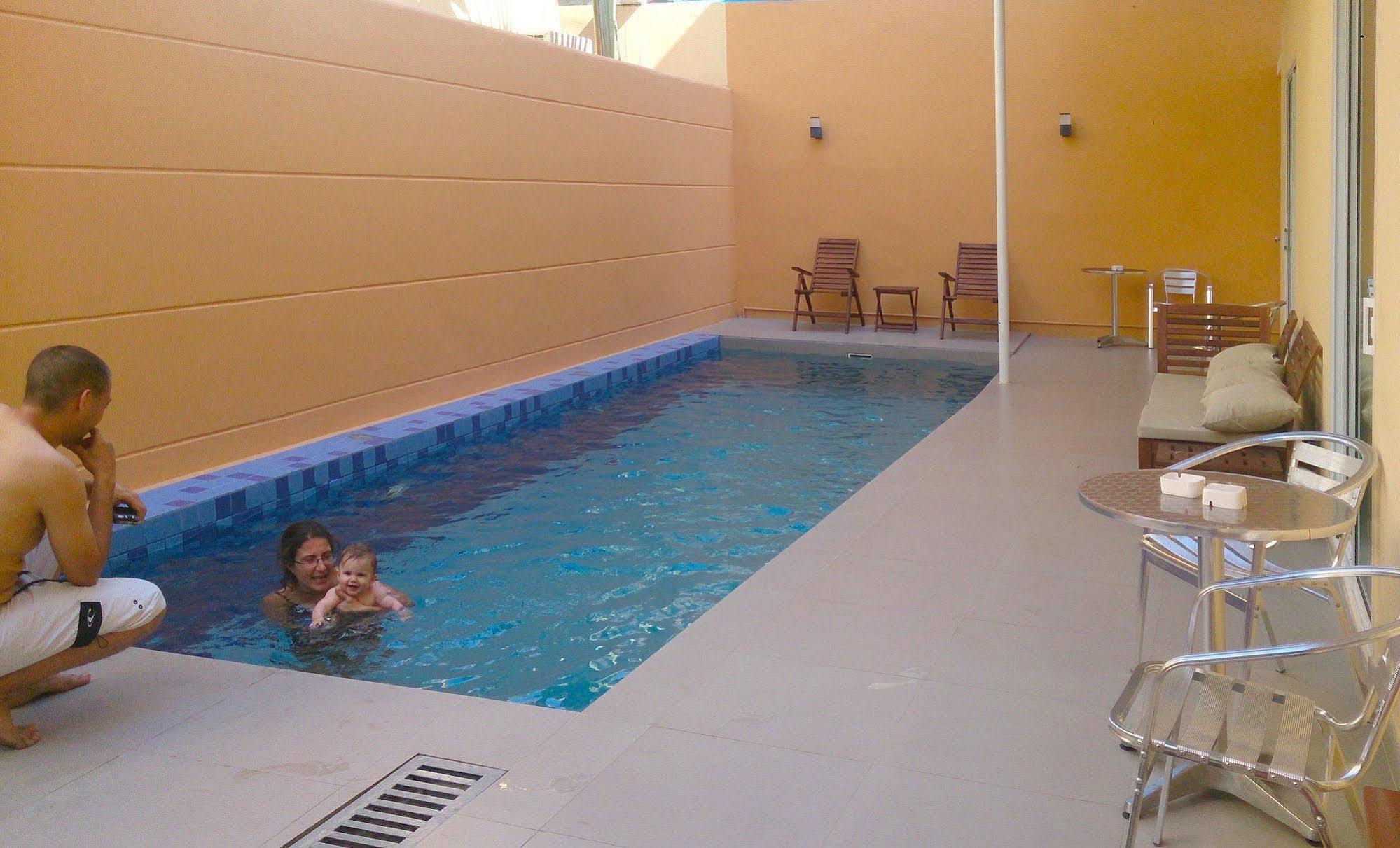 Gp Rooms Pool Guesthouse Pattaya Eksteriør bilde